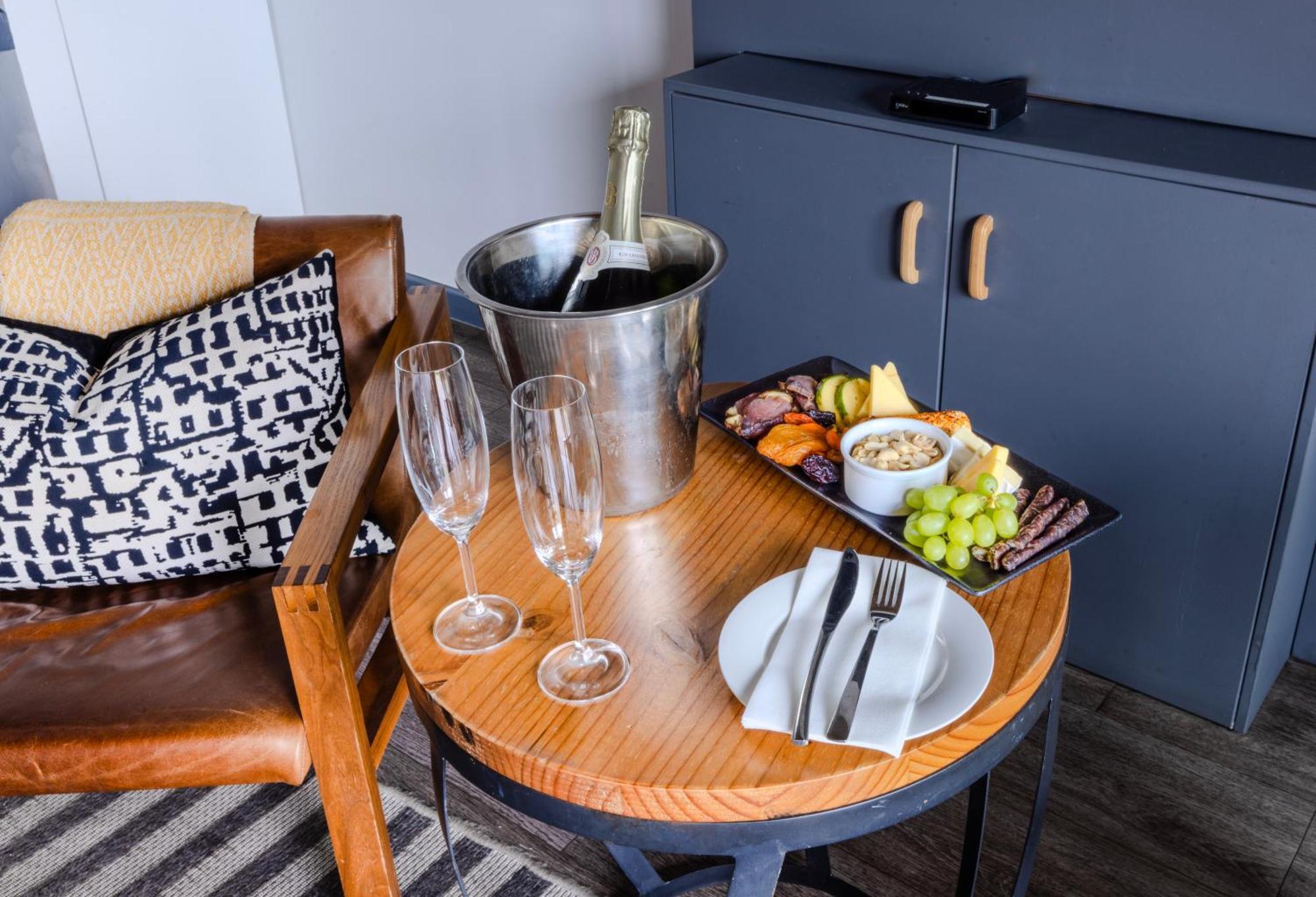 Cradle Boutique Hotel Лансерия Экстерьер фото